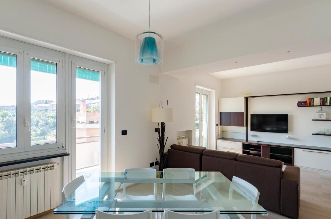 Joivy Great Flat With Sea View Apartman Genova Kültér fotó